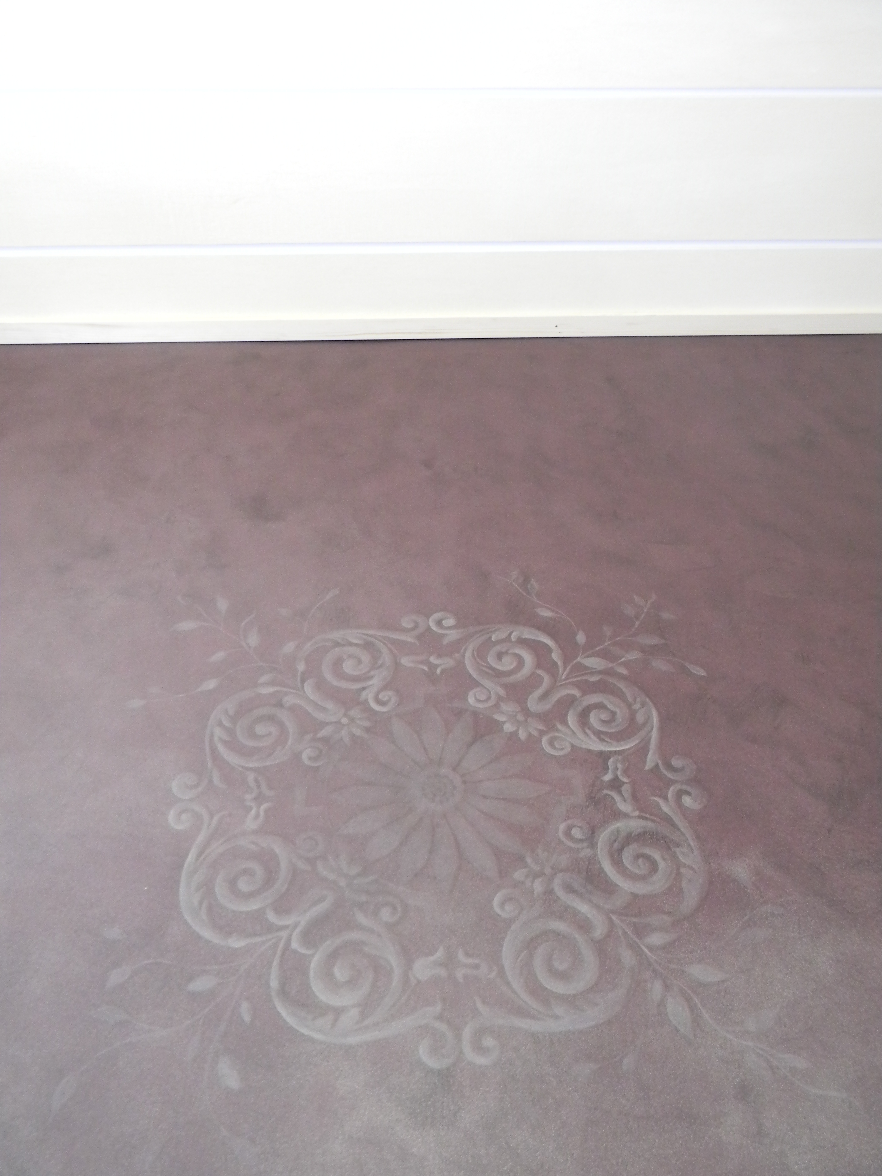 Artistic stencil on the floor in the showroom in Prague